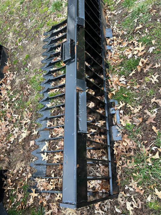 Low side skeleton bucket