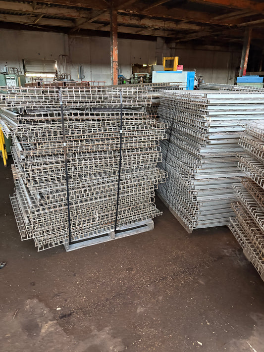 Wire decking
