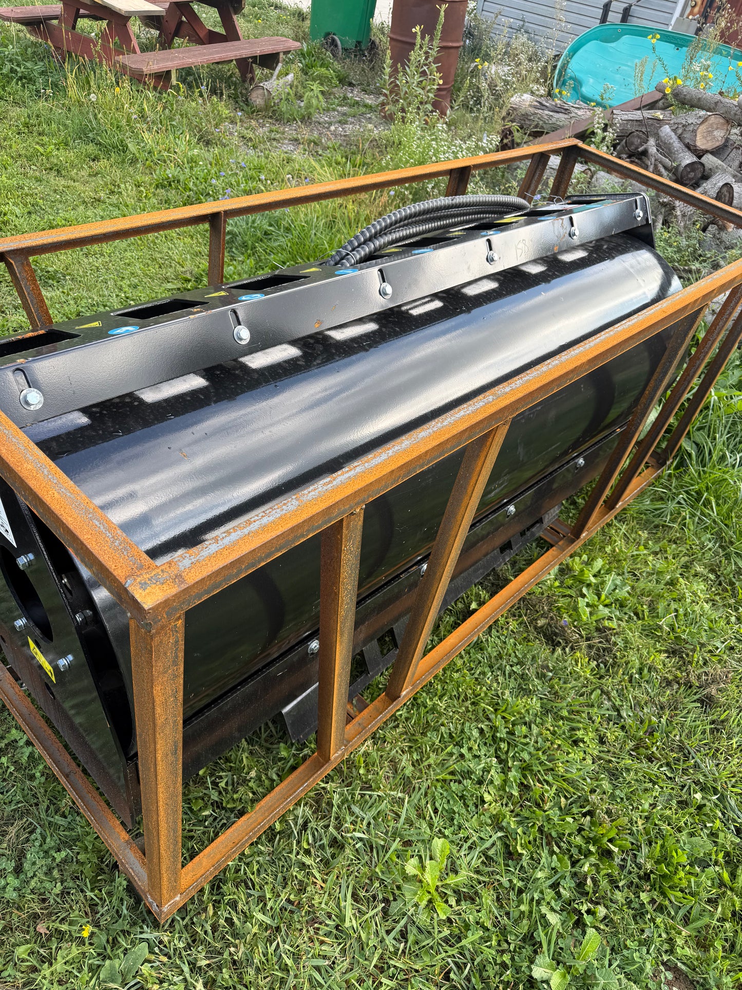 Vibratory roller