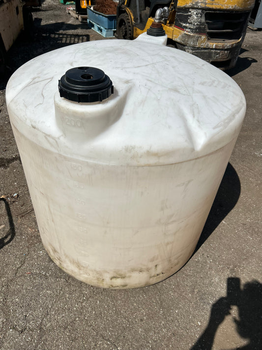 Plastic storage tank