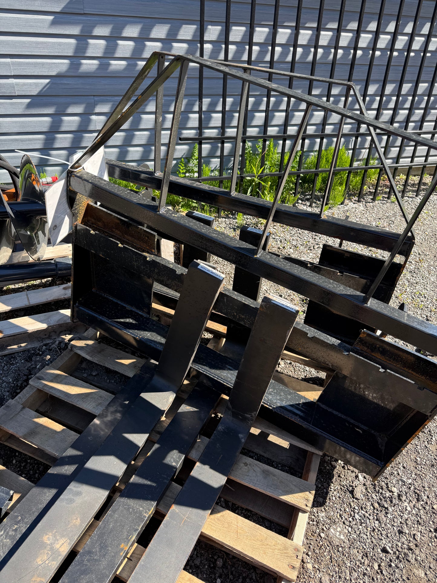Pallet Forks for Skid Steer