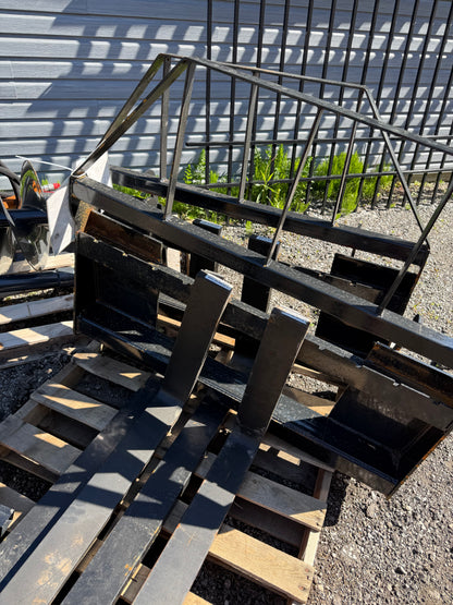 Pallet Forks for Skid Steer