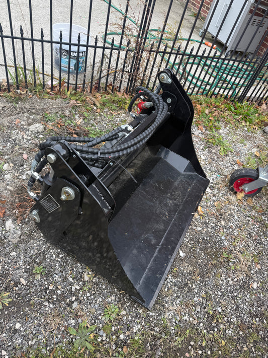 Mini skid steer 4 in 1 bucket