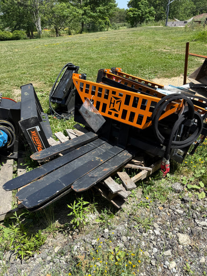 Wolverine Pallet Forks for Skid Steer / Tractor