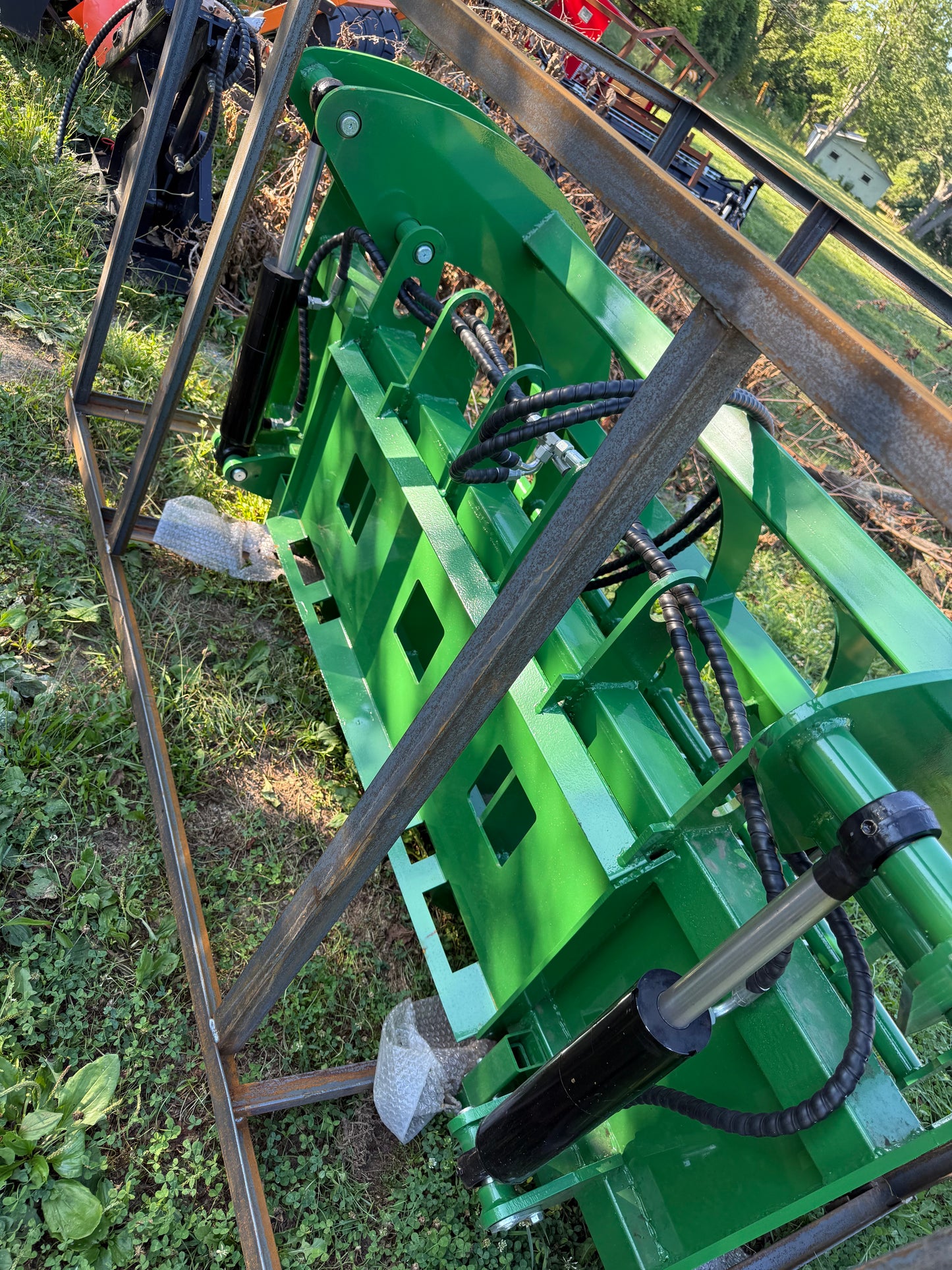 AGT Heavy Duty Log Grapple for Skid Steer / Tractor