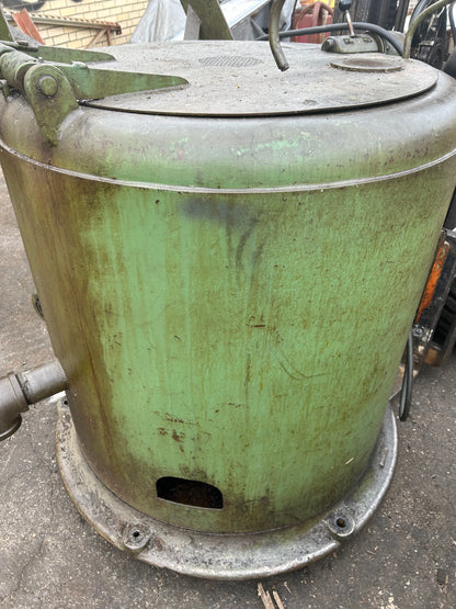 Chip spinning centrifuge