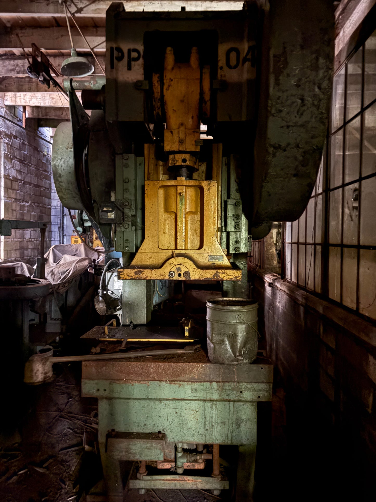 150 ton press