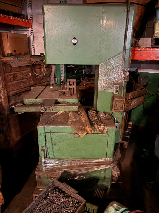 Band saw