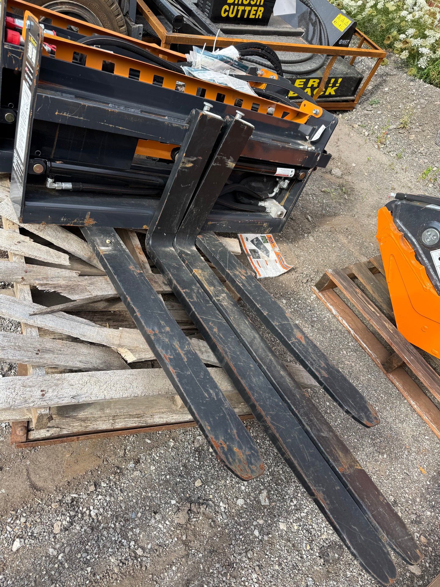Hydraulic Side Shift Pallet Forks for Skid Steer / Tractor