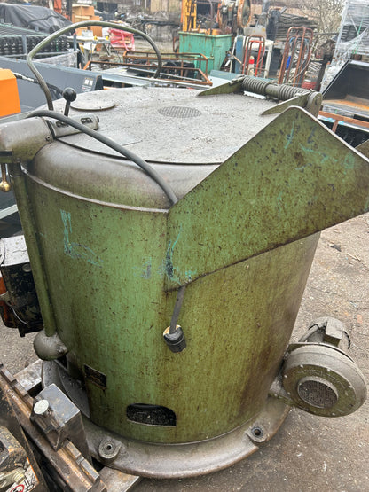 Chip spinning centrifuge