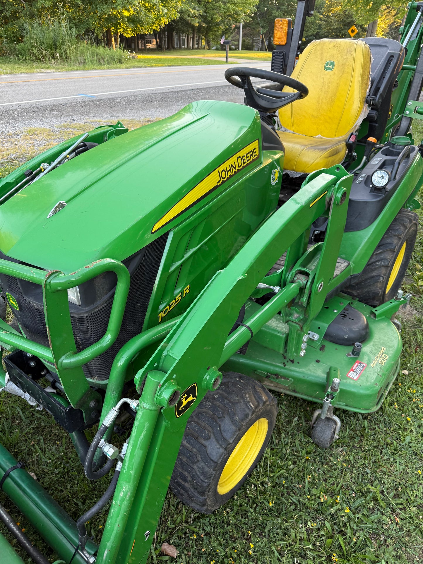 1025R John Deer 2022 Tractor