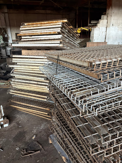 Wire decking