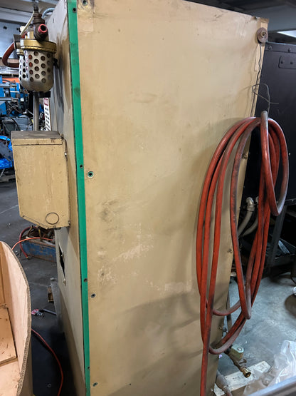Spot welder
