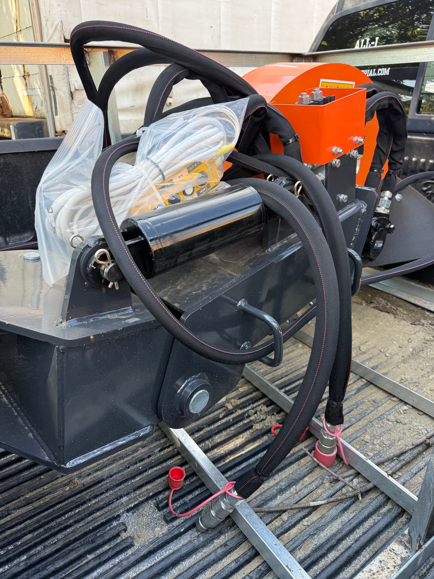 Wolverine Heavy Duty Hydraulic Stump Grinder for Skid Steer / Tractor