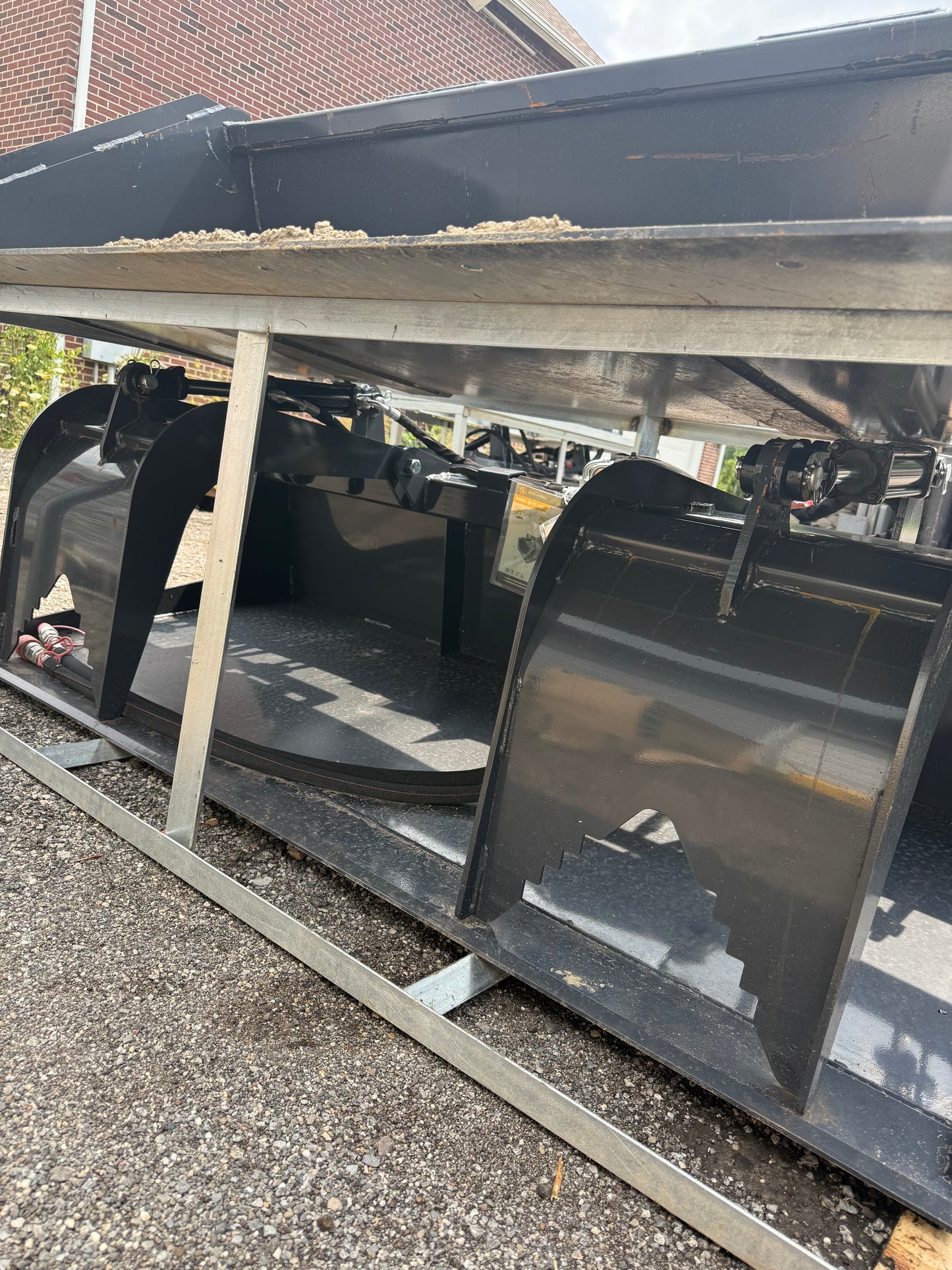 72” Wolverine Grapple Bucket for Skid Steer / Tractor